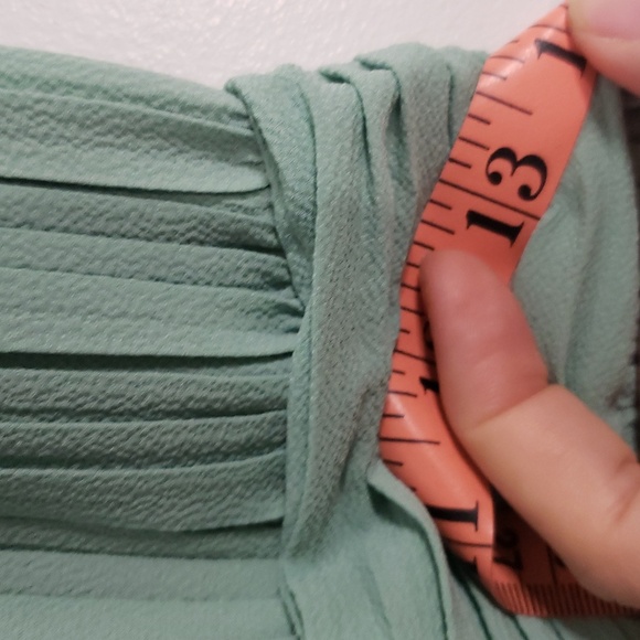 Zara Green Halter Jumpsuit with Flowing Wide-Leg Design Medium - Picture 11 of 16